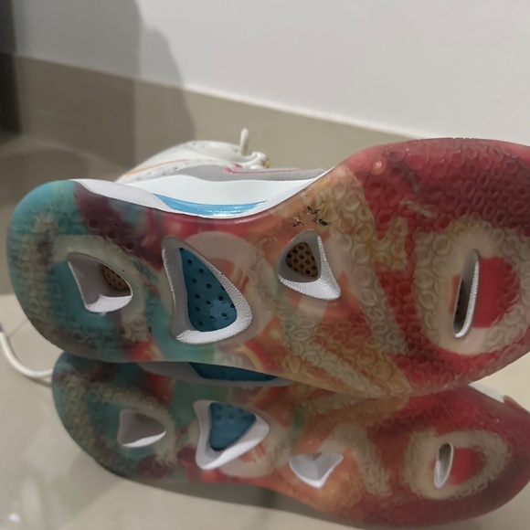 Avoli Mid Iridescent - Picture 4 of 5